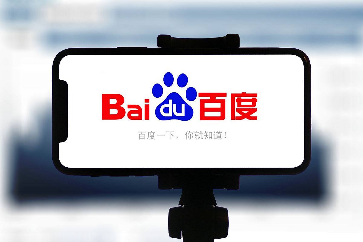 张艺兴直播哭了